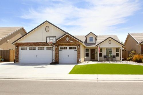 3154 Keats Ave, Clovis, CA 93619-8922