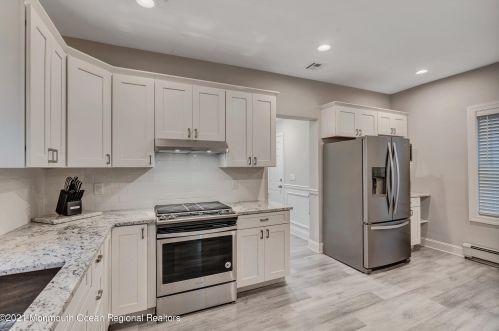 1407 Bangs Ave, Tinton Falls NJ  07712-6316 exterior