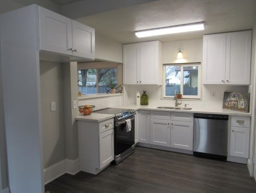 525 Kimble St, Modesto, CA 95354-0428