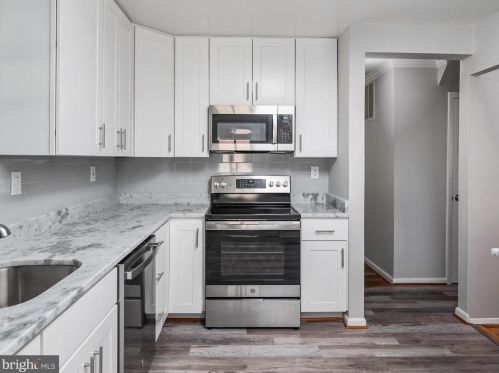 806 Downs Dr, Silver Spring MD 20904-2025 exterior