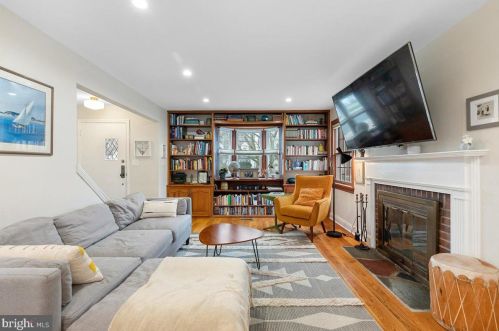 29 Cedar Ln, Princeton NJ  08540-5308 exterior