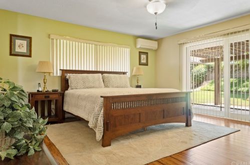 2633 Sovereign Way, Riverside CA  92506-5121 exterior