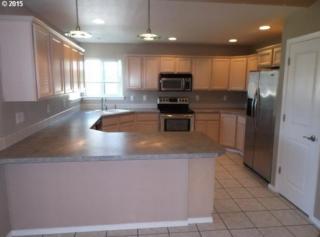 647 Johns Ave, Hermiston OR  97838-2267 exterior