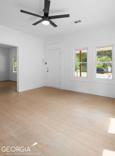 1712 Connally Dr, Atlanta GA  30344-2519 exterior