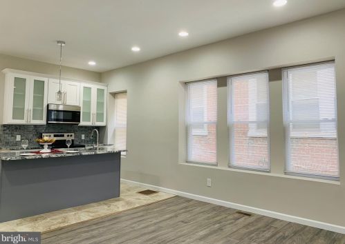 5316 12 St, Philadelphia PA 19122-4003 exterior