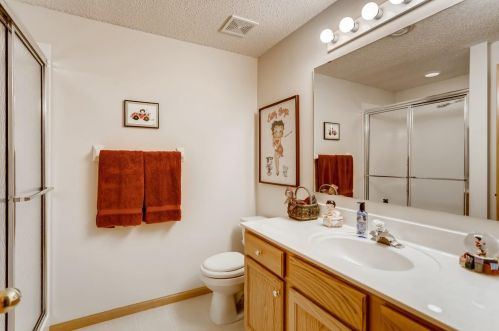 2846 Eagle Valley Dr, Saint Paul MN  55129-4263 exterior