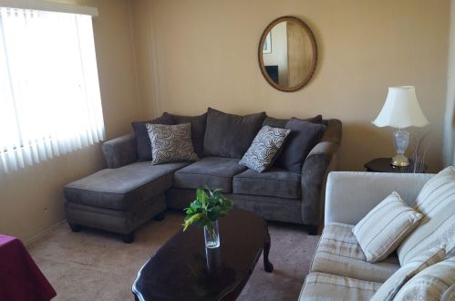 1010 40th St, San Diego, CA 92102-3423