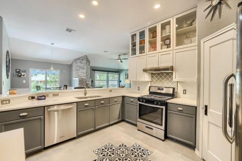 15028 Babbling Brk Dr, Austin TX  78728-4349 exterior