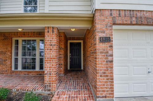 4815 Mission Lake Ct, Richmond TX  77407-8069 exterior