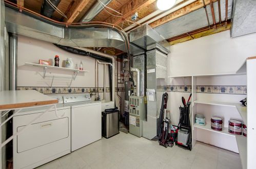 4941 Grenwich Ave, Saint Paul MN  55128-2058 exterior