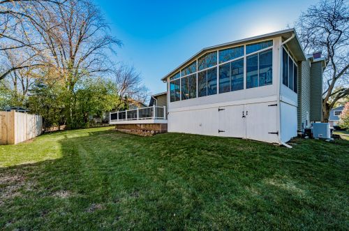 418 Liberty Dr, Lemont IL  60440-1217 exterior