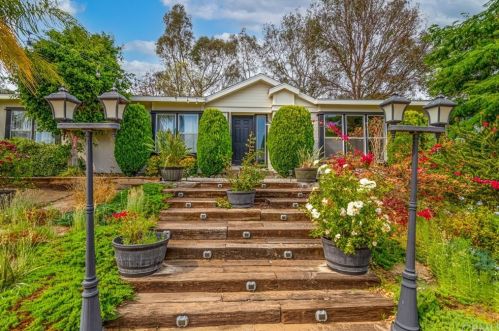 40205 Meng Asbury Rd, Temecula, CA 92592-8316