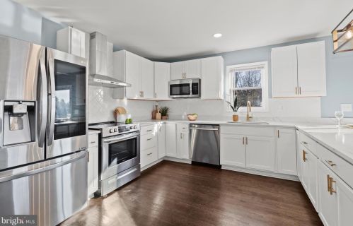 2713 Fallsmont Dr, Fallston MD  21047-2248 exterior