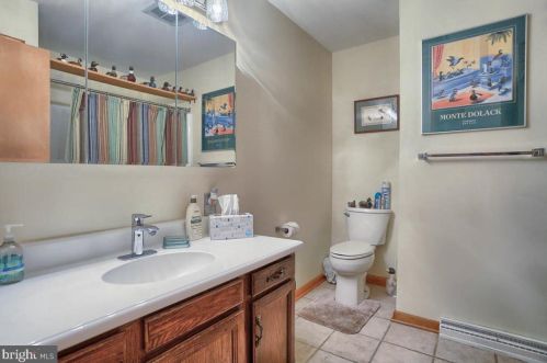 945 Cranes Gap Rd, Carlisle PA  17013-9677 exterior