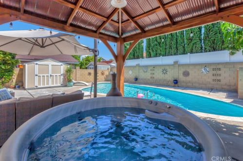 1736 Holbrook St, Anaheim CA  92807-1012 exterior