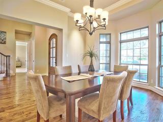 10150 Faircrest Dr, Dallas TX  75238-1610 exterior