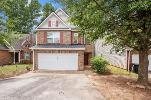 1899 Simmons Ln, Hampton, GA 30228-5348