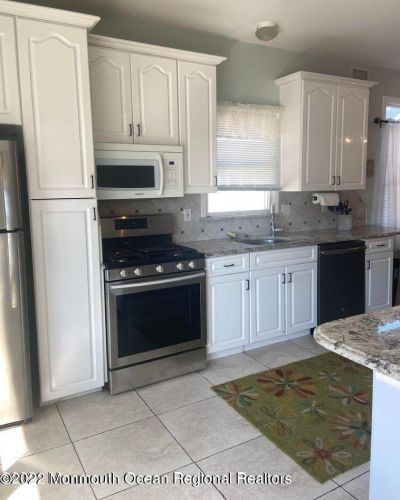 1705-A Grand Central Ave, Lavallette NJ  08735 exterior