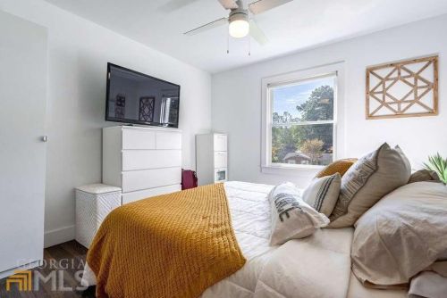 1135 Hilburn Dr, Atlanta GA  30316-2259 exterior