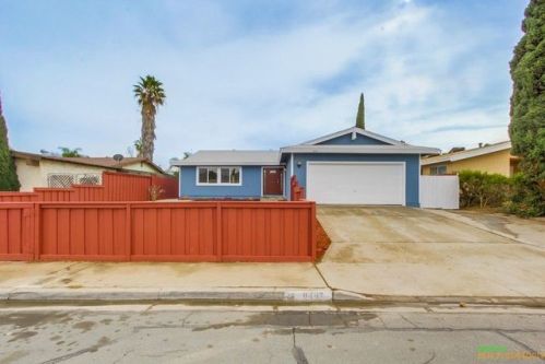8447 Carlton Oaks Dr, Santee, CA 92071-2209