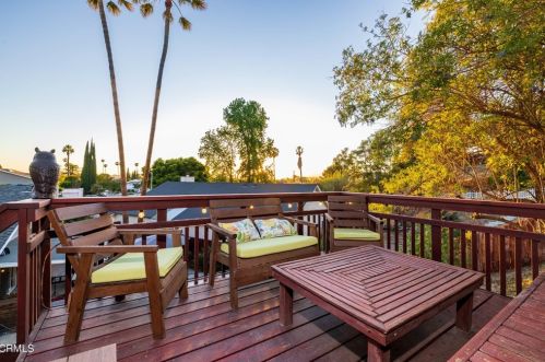 1180 Currier Ave, Simi Valley CA 93065-5162 exterior