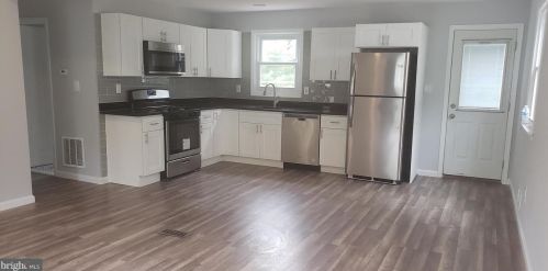 78 Rosedale Ave, Trenton, NJ 08638-3536