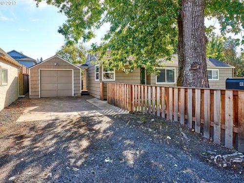 406 Grant St, Newberg, OR 97132-3053