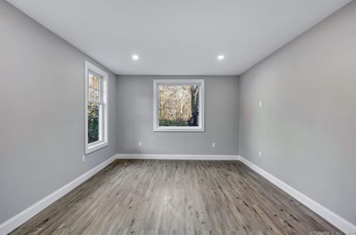 749 Booth Hill Rd, Huntington CT  06484-3461 exterior
