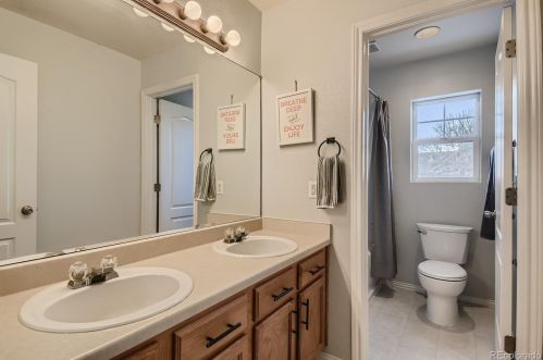 9463 108th Ave, Henderson CO  80640-7541 exterior