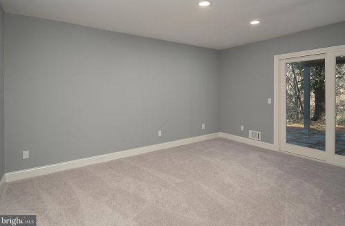 9548 Highwind Ct, Columbia MD  21045-3204 exterior