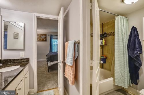 3836 Chesterwood Dr, Silver Spring MD 20906-2862 exterior