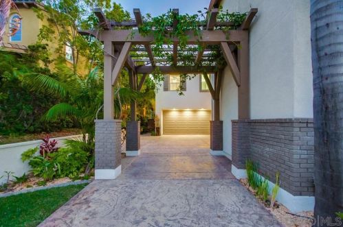 1854 Shadetree Dr, San Marcos, CA 92078-0902
