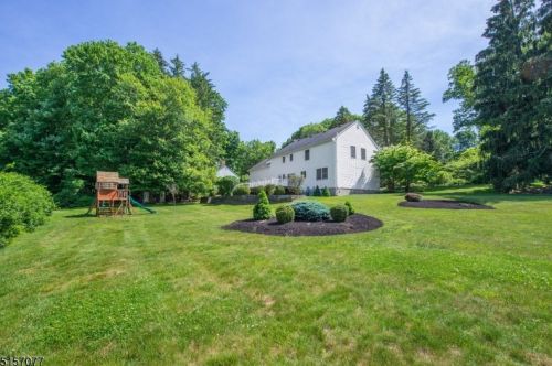 69 Lawrence Rd, Dover NJ  07869-3100 exterior