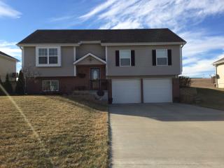 1707 Bluebird Ct, Potter, KS 66002-3203