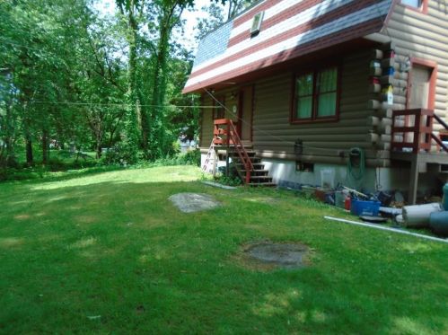 2150 Putnam Pike, Glocester, RI 02814-1141