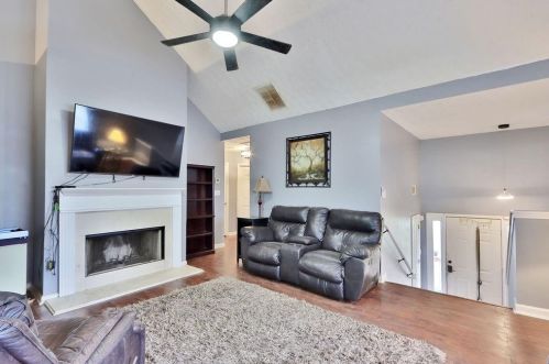 3313 Rose Petal St, Gainesville, GA 30507-7606