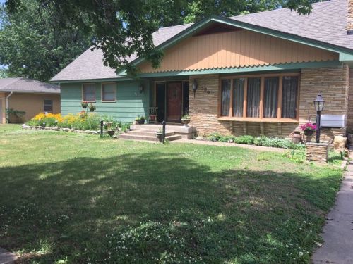 309 Magnolia Ave, Newkirk, OK 74647-2025
