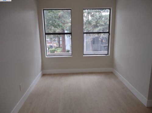 29599 Vanderbilt St, Hayward, CA 94544-6755