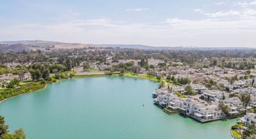 26 Clearbrook, Irvine CA  92614-7983 exterior