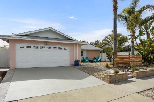 4037 Vista Calaveras St, Oceanside, CA 92056-4607
