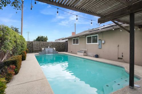 2160 Denair Ave, Turlock CA  95382-1822 exterior