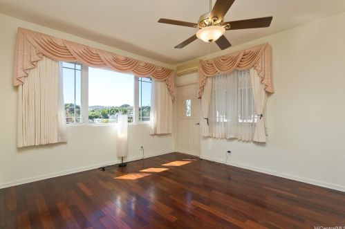 4347 Pahoa Ave, Honolulu HI  96816-5450 exterior