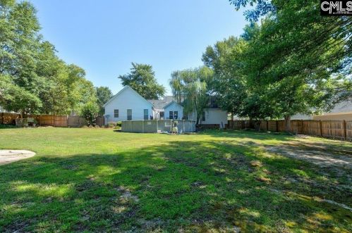 116 Holw Tree Ct, Lugoff SC  29078-8618 exterior