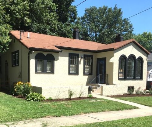 327 Franklin St, Batavia, IL 60510-2305