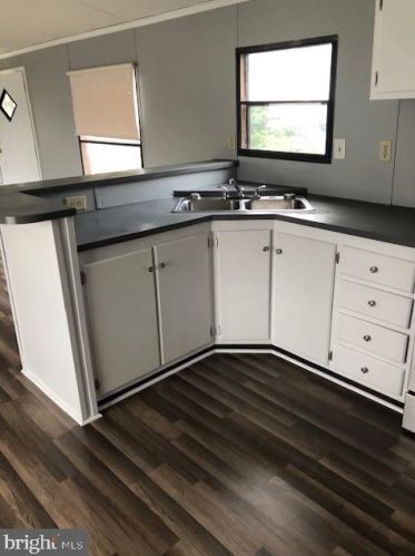 112 Arrowwood Ct, Lancaster, PA 17603-2154