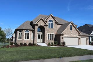 4236 Chaparral Dr, Naperville, IL 60564-1108
