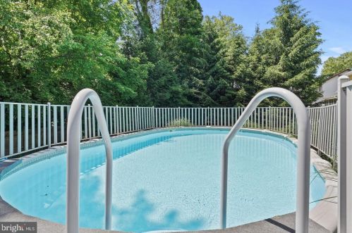 6554 Collins Ave, Camden NJ  08109-2446 exterior