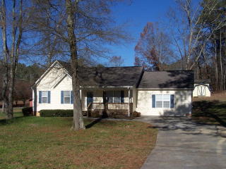 209 David Lake Rd, Calhoun, GA 30701-8718