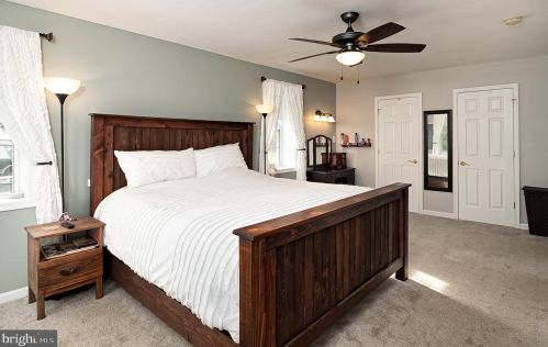 6132 Shady Side Rd, Shady Side MD exterior