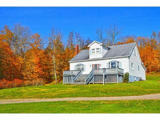 516 Waynesburg Rd, Washington, PA 15301-3275
